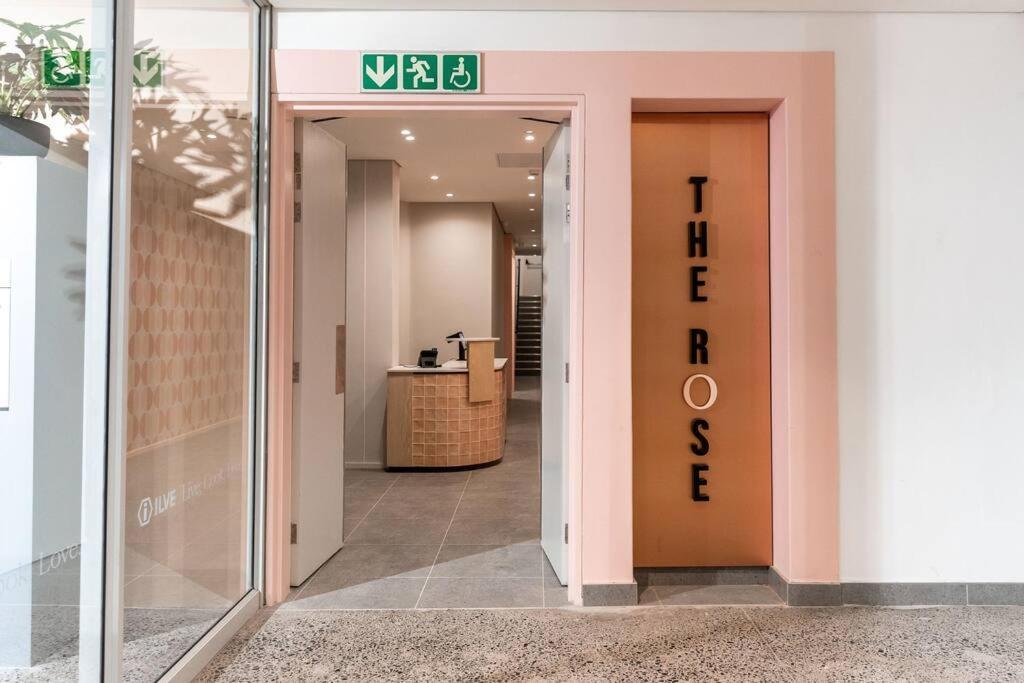 The Rose 604: Central Studio With Rooftop Pool Cape Town Dış mekan fotoğraf